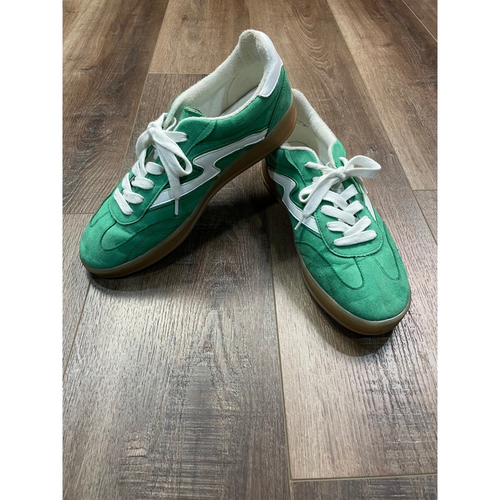 Madden Girl Giia Women's Size 9 M Green Faux Suede Gum Sole Low Top Sneakers - Picture 4 of 6